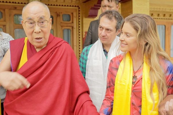 karina oliani dalai lama zanskar índia caxemira missão médica voluntária trabalho voluntário